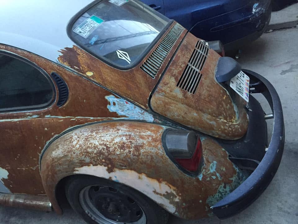 Antes — VW Sedán en restauración
